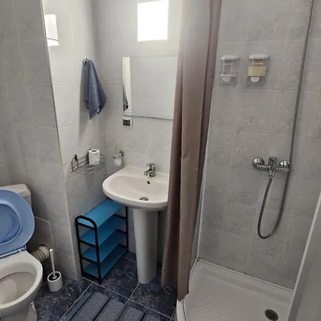 16 Apartment